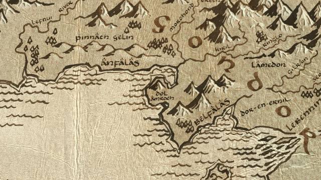 Dol Amroth and its surroundings on the parchment map of Middle-earth